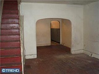 1st image of 2159 W Grange Ave