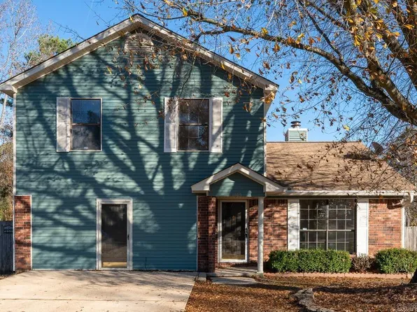1105 Green Valley Dr, Bryant, AR 72022