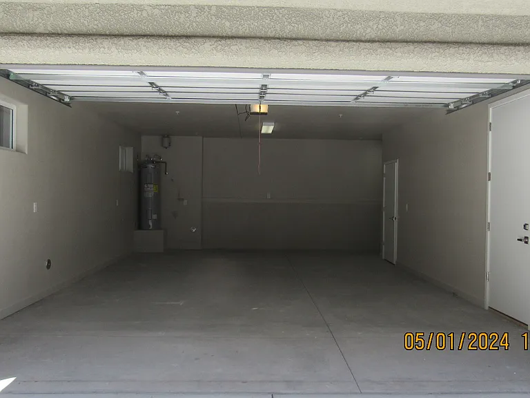 1045 Melrose Dr — Photo 10