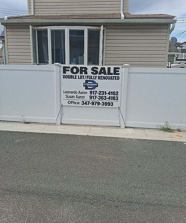 1st image of 77 Beacon Ct