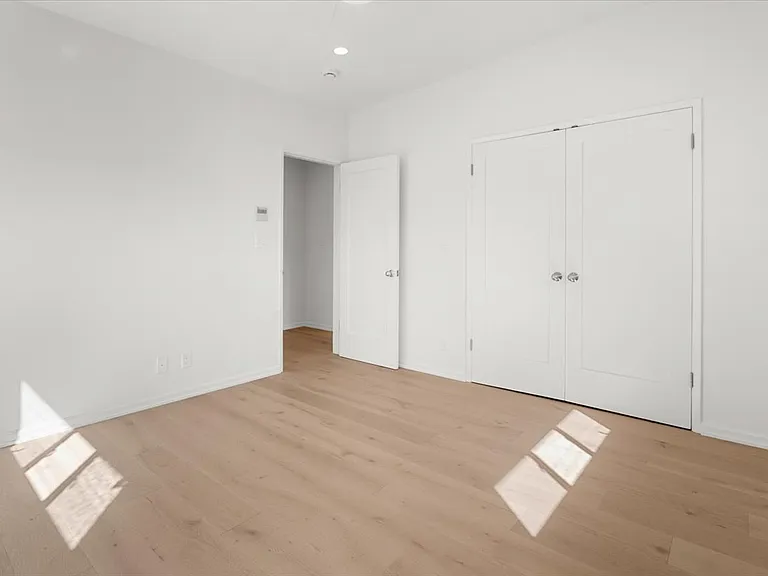 1403 Brockton Ave #1403 — Photo 23