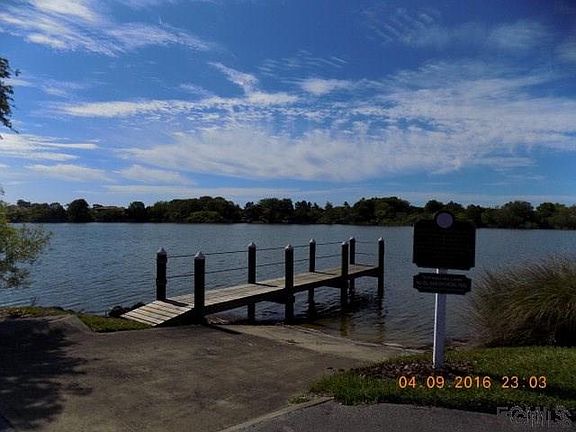 3rd image of 281 S Riverwalk Dr