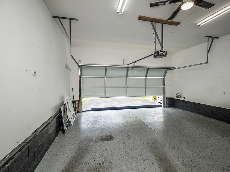 12001 Setter Dr — Photo 29