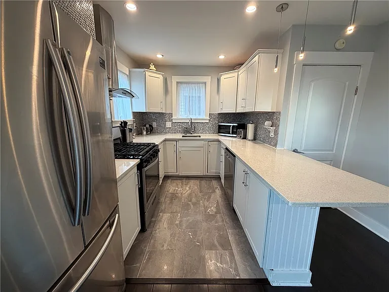 101 Lacrosse St — Photo 8