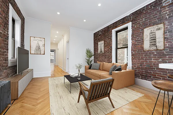 Rented by REAL New York | media 9