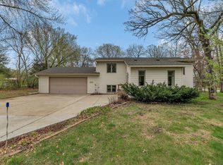 20 Oak Ln, Big Lake, MN 55309