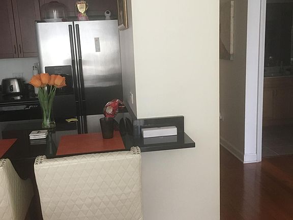 5th image of 1250 S Michigan Ave #1212