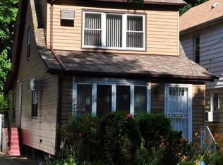 6943 Alderton St, Rego Park, NY 11374