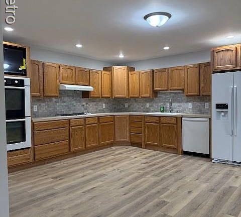 3rd image of 227 N Coldwater Rd