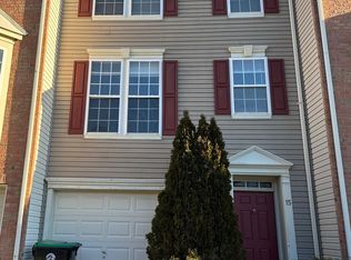 15 Colts Neck Dr, Sicklerville, NJ 08081