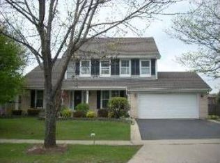 1347 Saint Claire Pl, Schaumburg, IL 60173