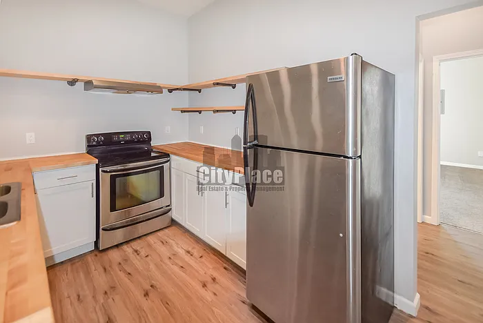 399 N Main St #2 — Photo 9