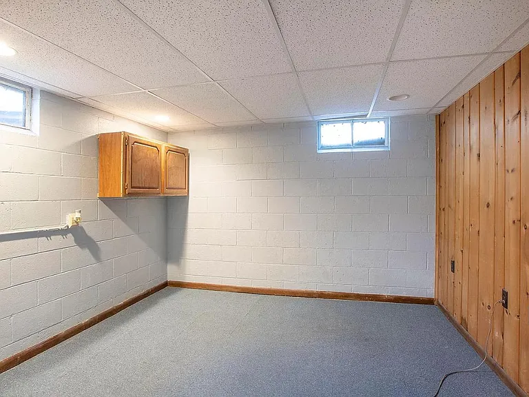 8321 S Sprinkle Rd — Photo 14