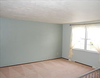1st image of 628 Stamford Dr