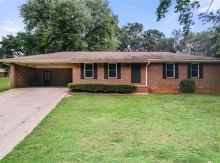 5044 Pleasant View Cir, Gainesville, GA 30504