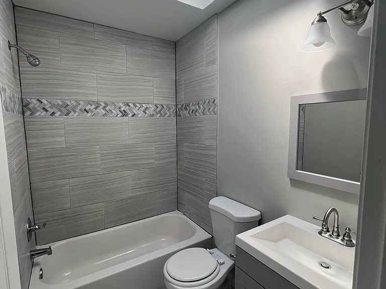 511 Wildwood Pkwy — Photo 5