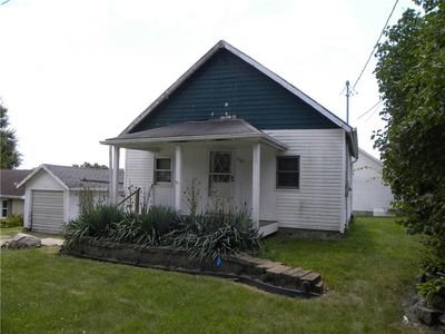 1507 N 2nd Ave W, Newton, IA, 50208