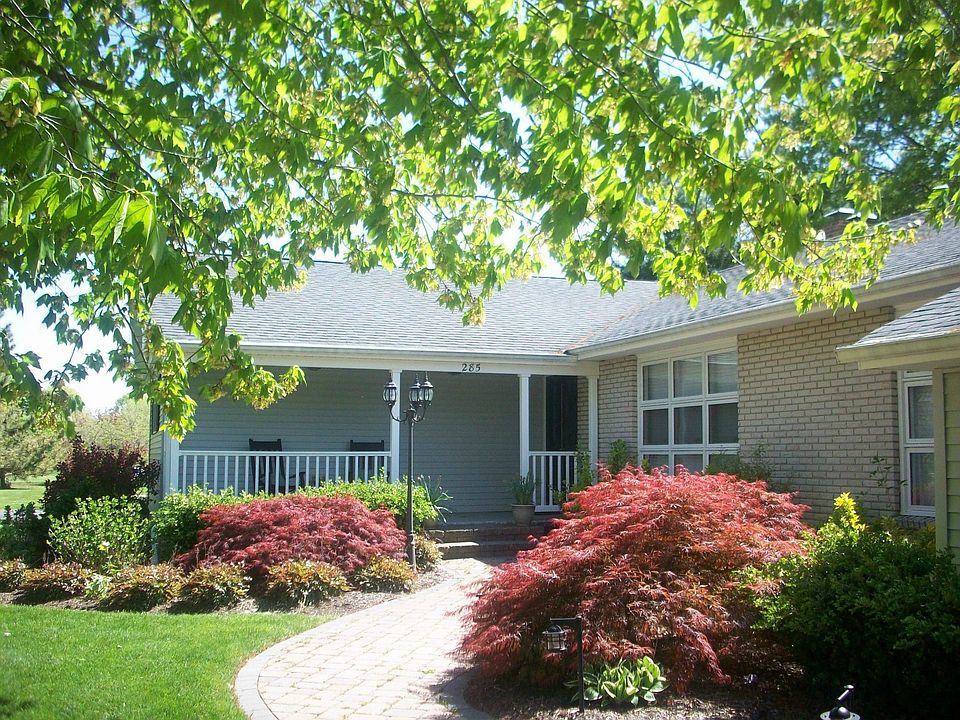 Walkway to front porch