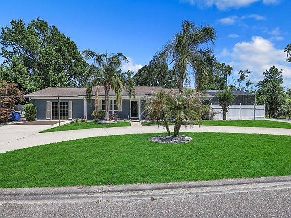 3rd image of 245 Peregrine Ct