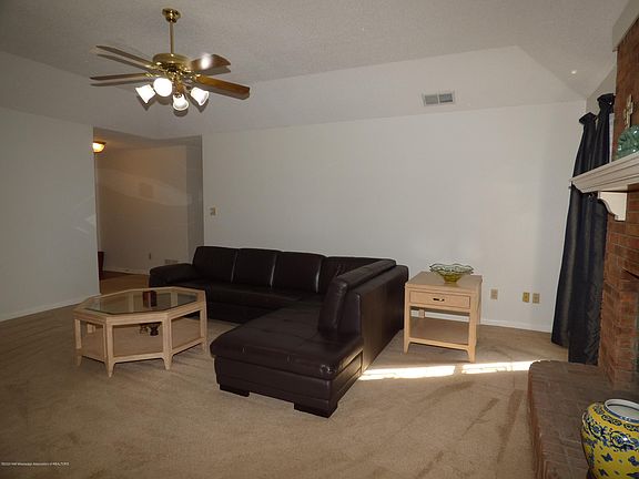 4th image of 6615 Valerie Dr