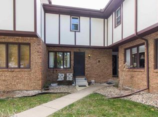 3013 Lisa Dr APT 5, Bloomington, IL