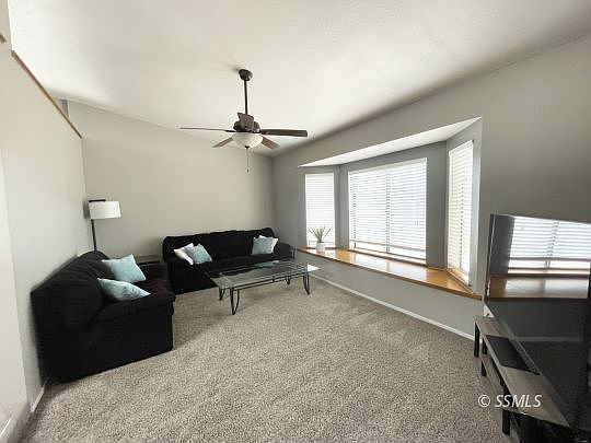 4th image of 208 Chambers St