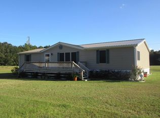 6737 Lovedale Rd, Bascom, FL 32423
