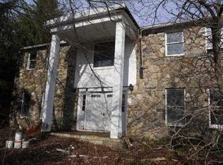 158 Freedom Rd, Pleasant Valley, NY 12569