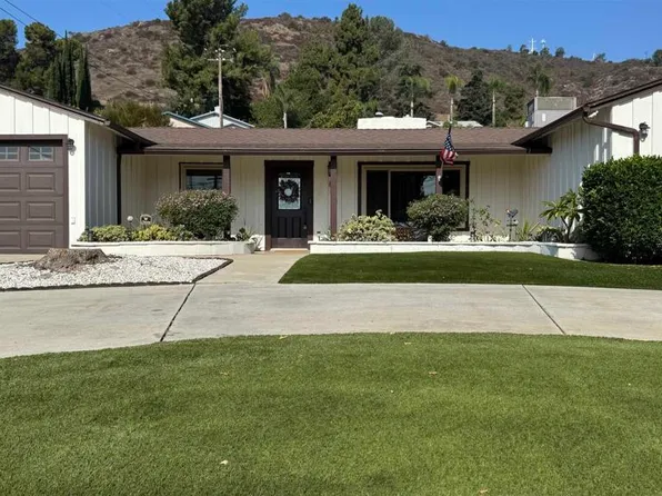 8218 Sunset Rd, Lakeside, CA 92040