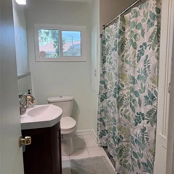 421 Riviera St — Photo 17