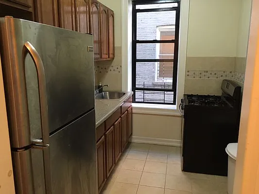 Rented by Arvik Group Real Estate | media 9