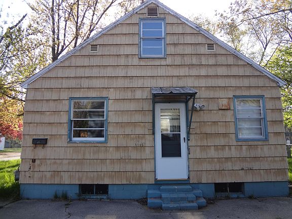 3rd image of 244 W Oakwood Ave