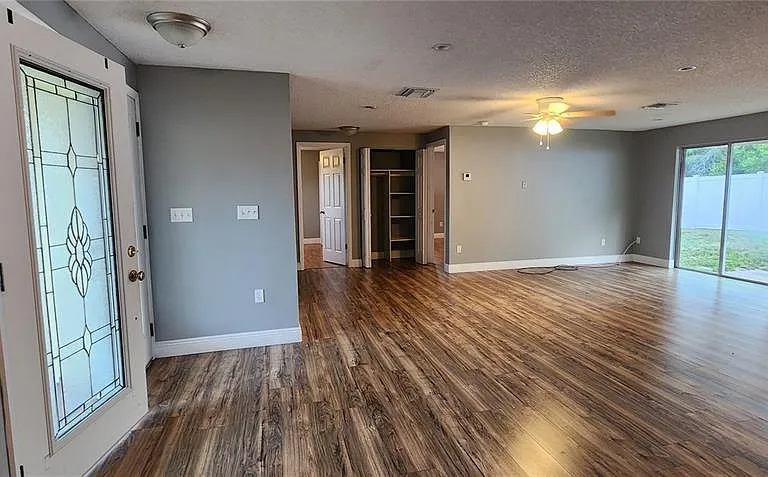 2408 Kimberly Dr — Photo 8
