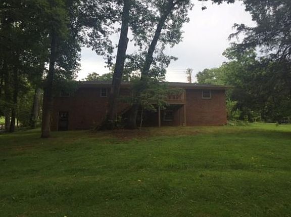 4th image of 322 Hope Rd
