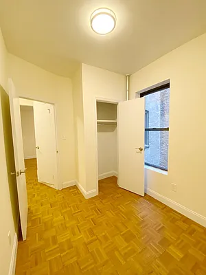 Rented by City Connections Realty | media 35