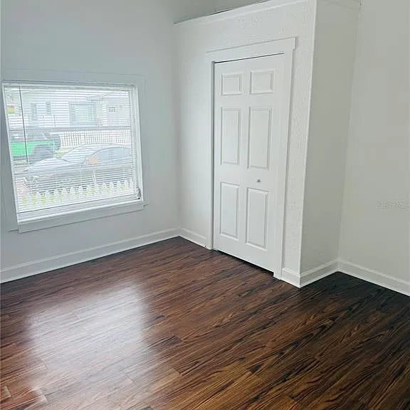 2116 W Pine St — Photo 11