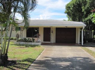 320 SW 2nd Ave, Boynton Beach, FL 33435