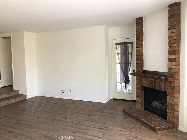 25951 Orbita — Photo 18