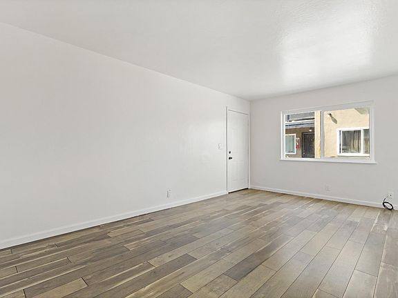 3rd image of 833 Jeanne Ave #2
