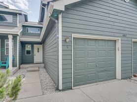 1067 Tierra Ln, Fort Collins, CO