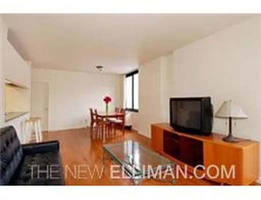 Rented by Douglas Elliman | media 18