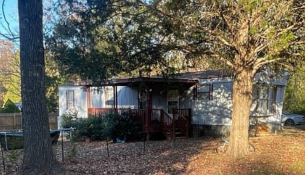 1st image of 142 Kennedy Rd