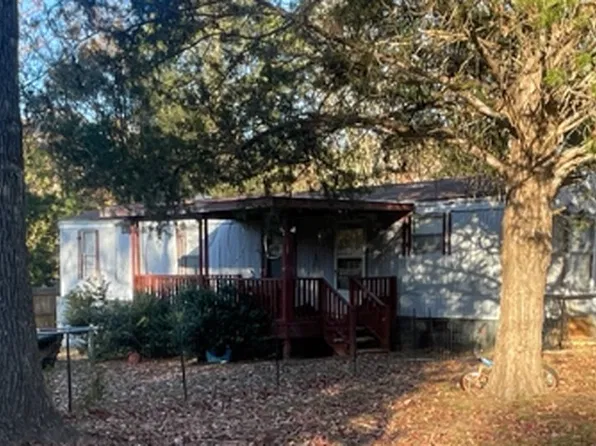 142 Kennedy Rd, Gray Court, SC 29645