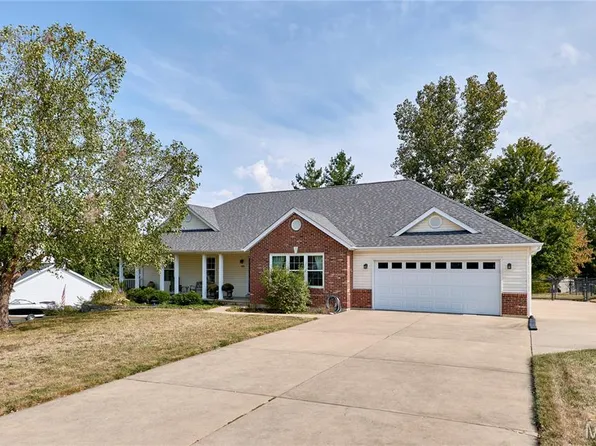 429 Bluff Dr, Troy, MO 63379