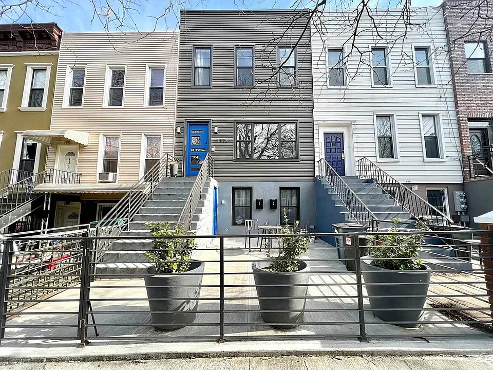 1176 Jefferson Ave #2