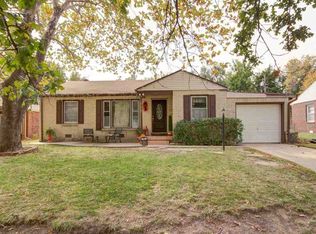 717 S Prairie Park Rd, Wichita, KS 67218