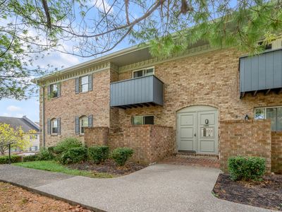 1080 Armstrong Mill Rd APT D, Lexington, KY, 40517