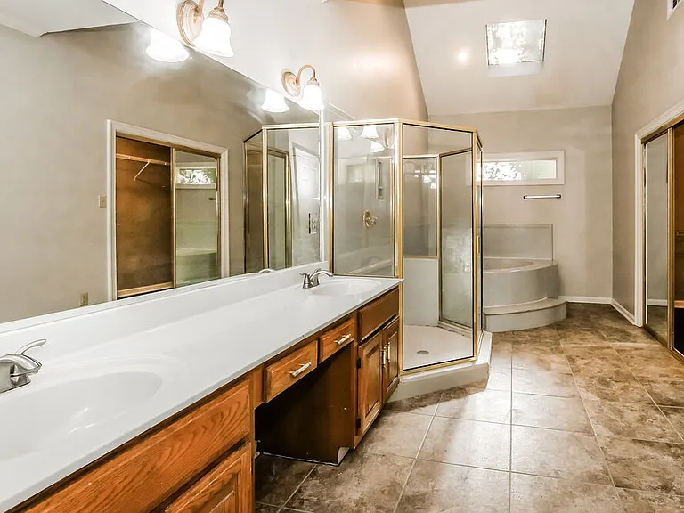 2279 Hickory Path Dr — Photo 12