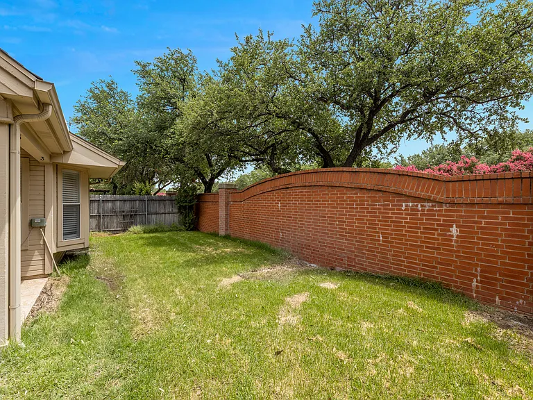 9012 Cumberland Dr — Photo 30