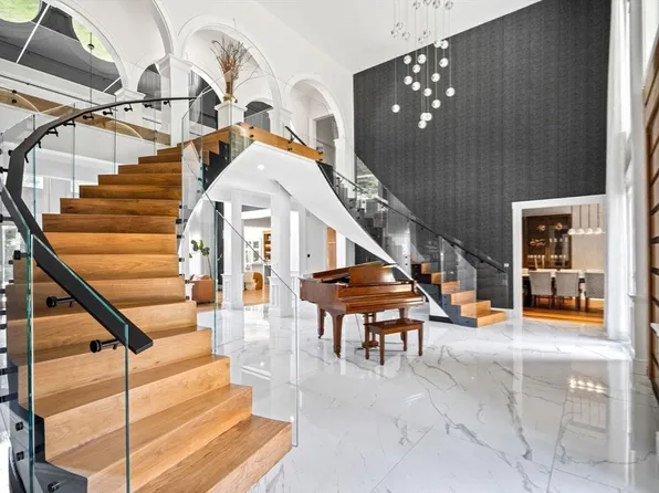 497 Old, Concord, MA 01742